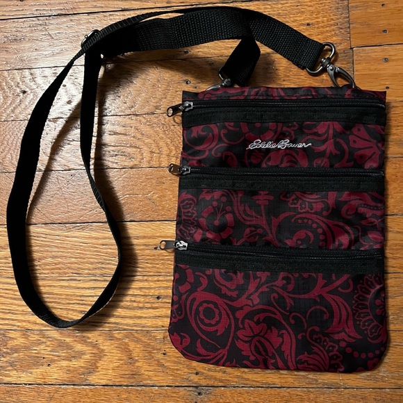 Eddie Bauer Handbags - Eddie Bauer nylon crossbody